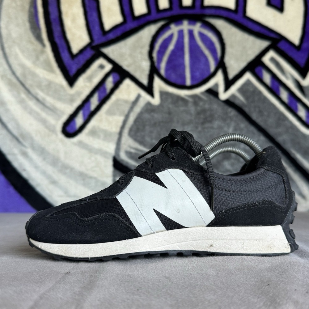 Size 6 - New Balance Youth 327 Sneakers Black White Casual‎ Running Shoe GS327GS
